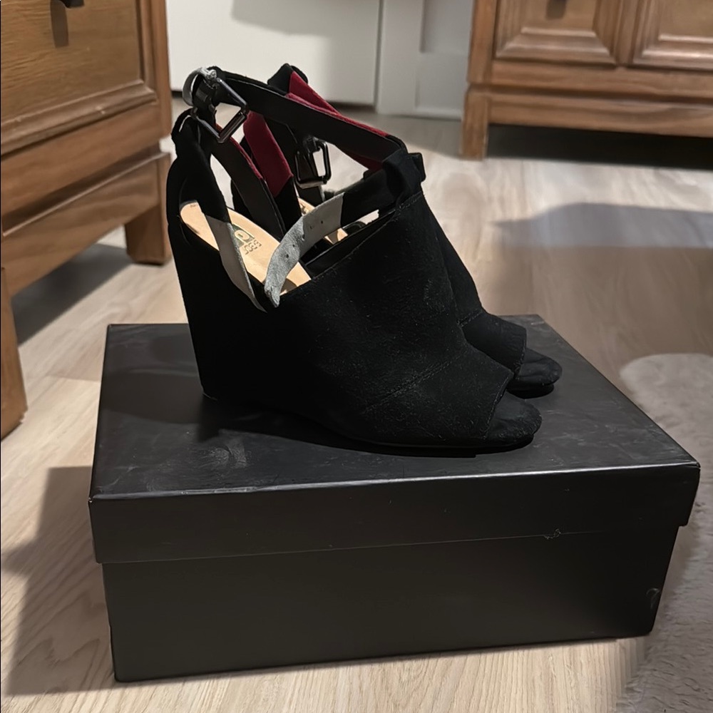 Joe’s Black Wedge Sandals